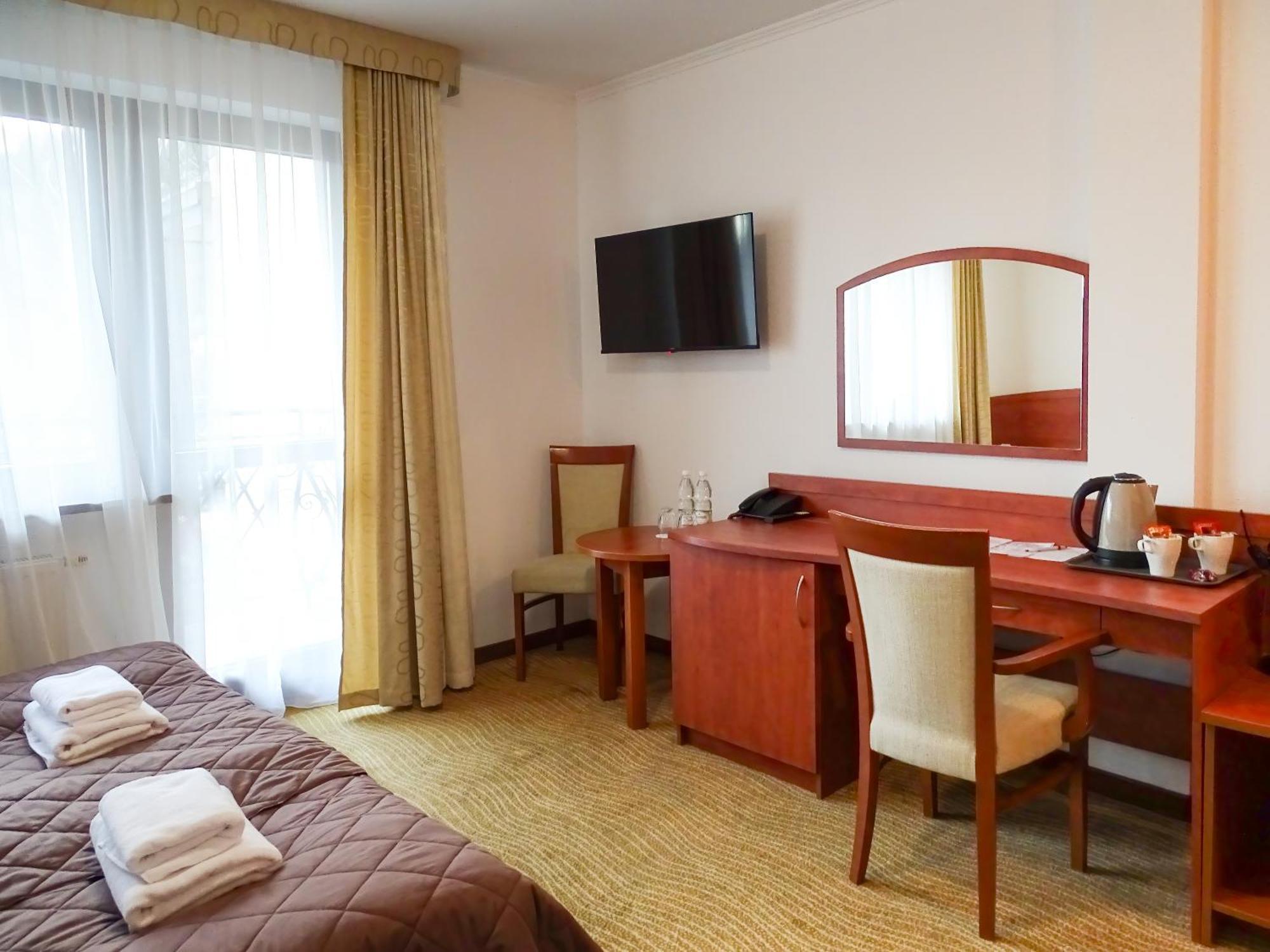 Hotel Мушина Екстер'єр фото